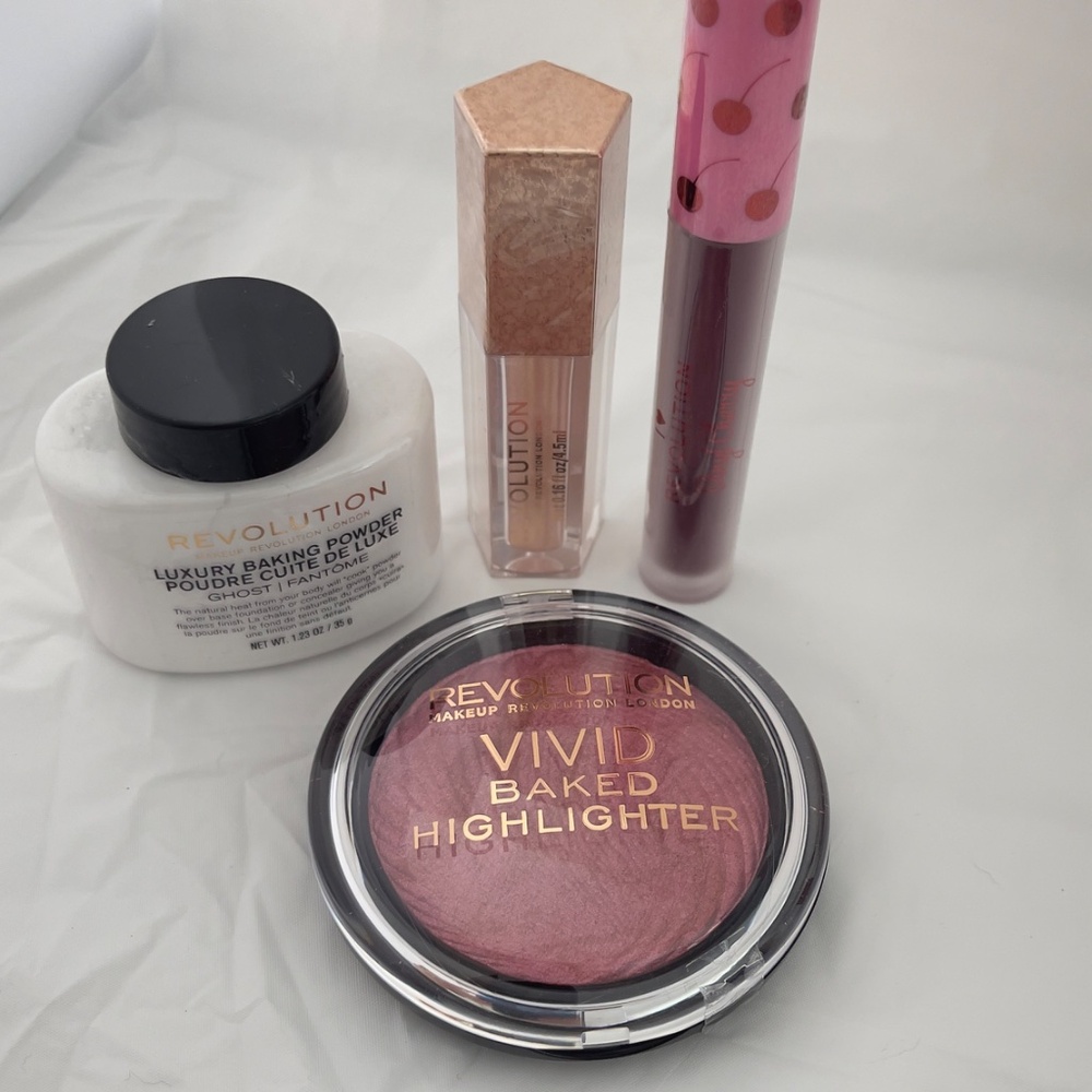 Revolution Make up Bundle